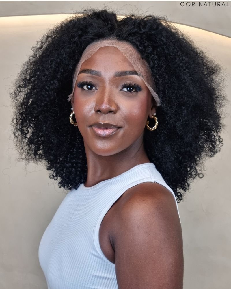 Lace Front Humana Kira Cacheada (Cor Natural)